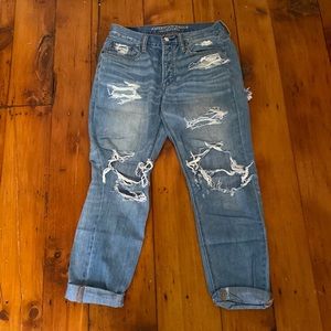 American Eagle High Rise Distressed Boyfriend Jeans